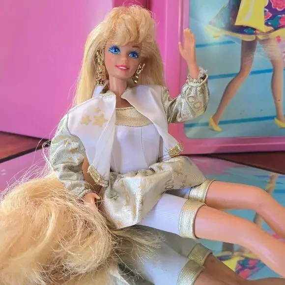 Poupée Barbie Blonde Vintage Mattel - Années 80/90, Avec Vêtements, État Correct